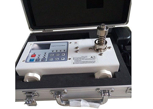 A precisão alta fácil opera o medidor do torque de 15V Digitas
